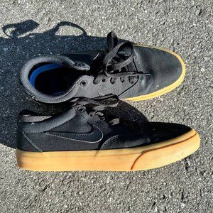 Black and Gum Nike SB Skate Sneakers